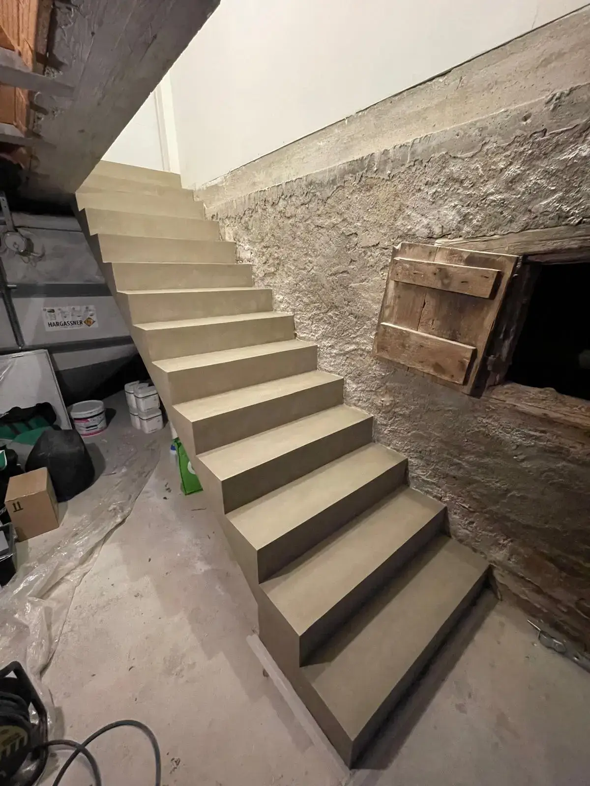 Escalier à Apremont (73) couleur Cactus 332